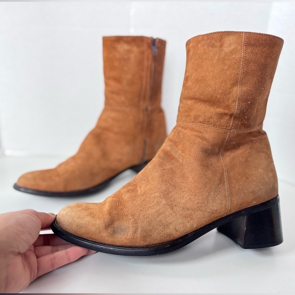 COACH New York Tan Suede Block Heel Square Toe Boots Women’s Size 8.5 - Picture 6 of 12